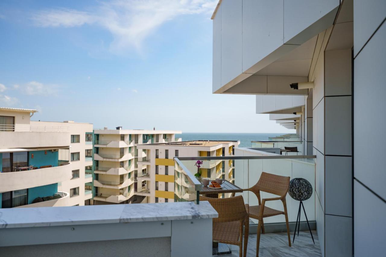 Royale Sundance 224 Infinity Beach Pool & Spa Mamaia Nord ナボダリ エクステリア 写真